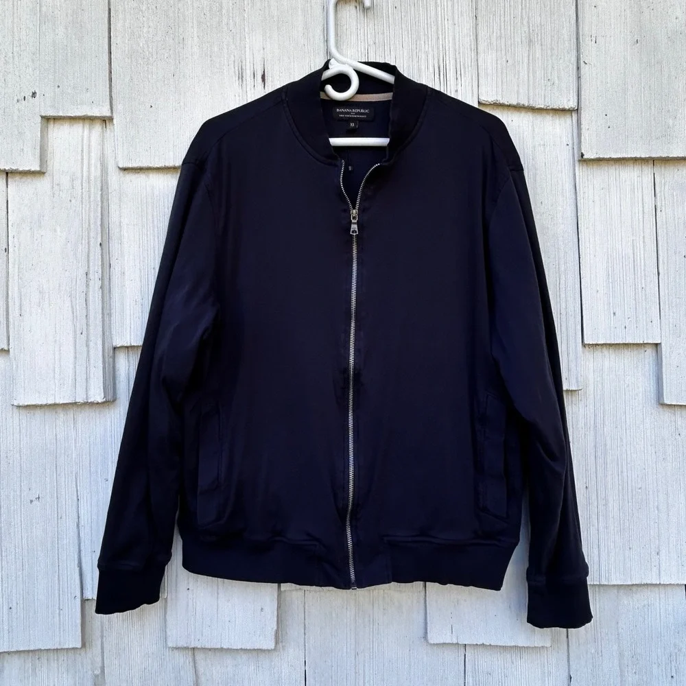 Banana Republic Luxe Touch Performance Navy Bomber Jacket Mens XL Made in India‎